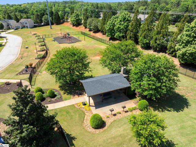 7 Hollow Tree Way, Greenville, SC 29615