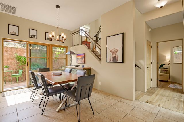 1637 Villa Strada, Santa Fe, NM 87506