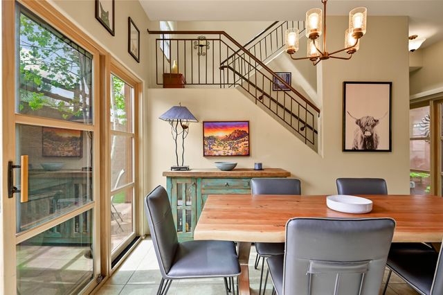 1637 Villa Strada, Santa Fe, NM 87506