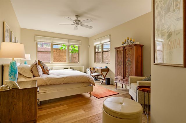 1637 Villa Strada, Santa Fe, NM 87506