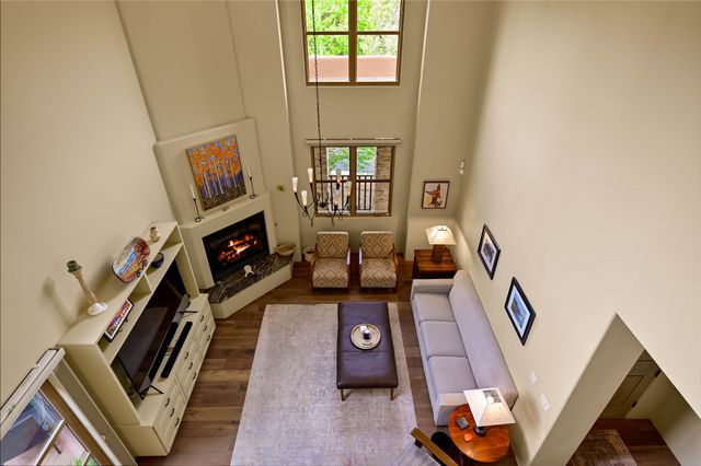 1637 Villa Strada, Santa Fe, NM 87506