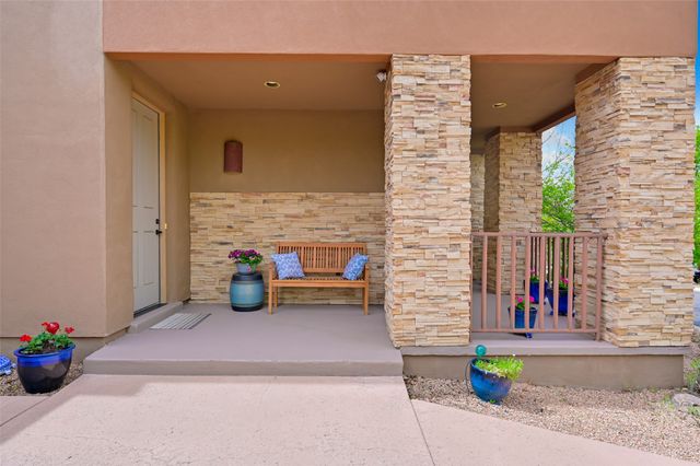 1637 Villa Strada, Santa Fe, NM 87506