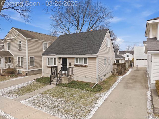 1267 Webster Street, Birmingham, MI 48009