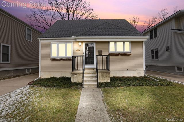 1267 Webster Street, Birmingham, MI 48009