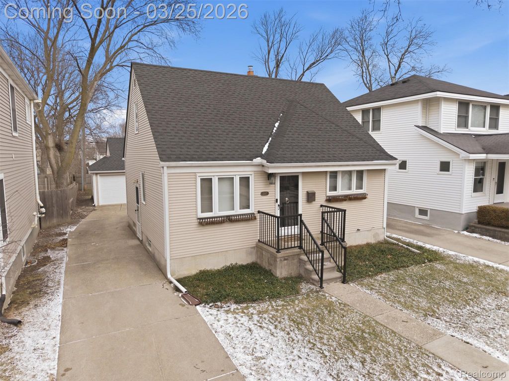 1267 Webster Street, Birmingham, MI 48009
