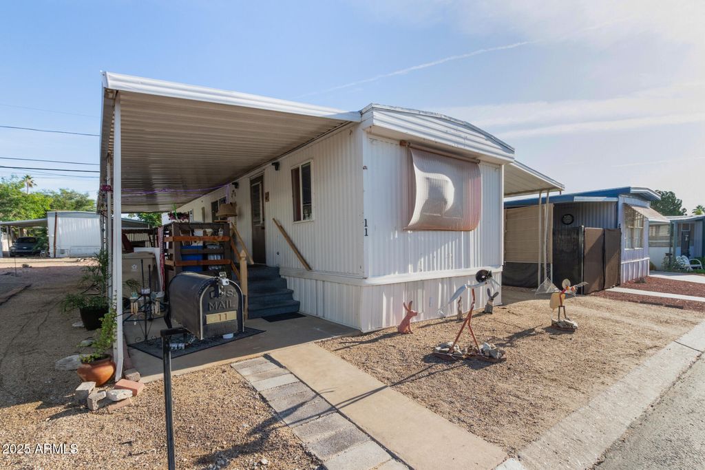 10401 N CAVE CREEK Road 11, Phoenix, AZ 85020