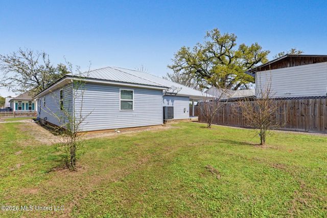 310 Saint John Street, Bay Saint Louis, MS 39520