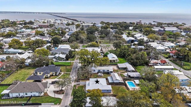310 Saint John Street, Bay Saint Louis, MS 39520