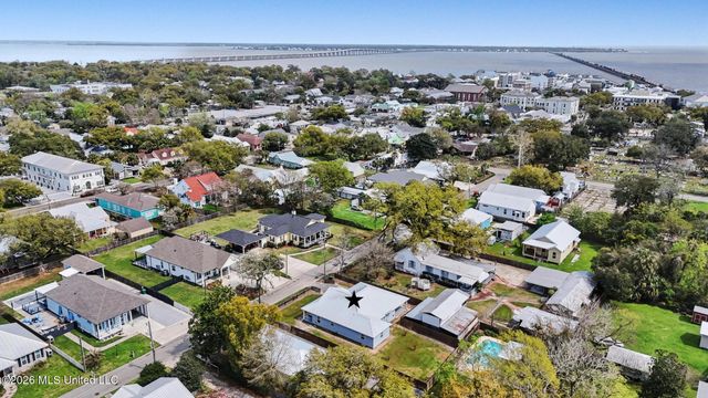 310 Saint John Street, Bay Saint Louis, MS 39520