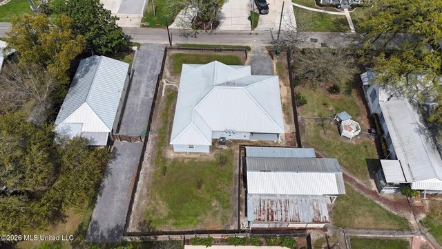 310 Saint John Street, Bay Saint Louis, MS 39520