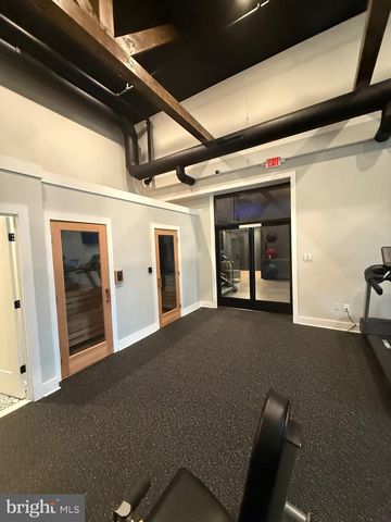 581 JAMESTOWN, Philadelphia, PA 19128