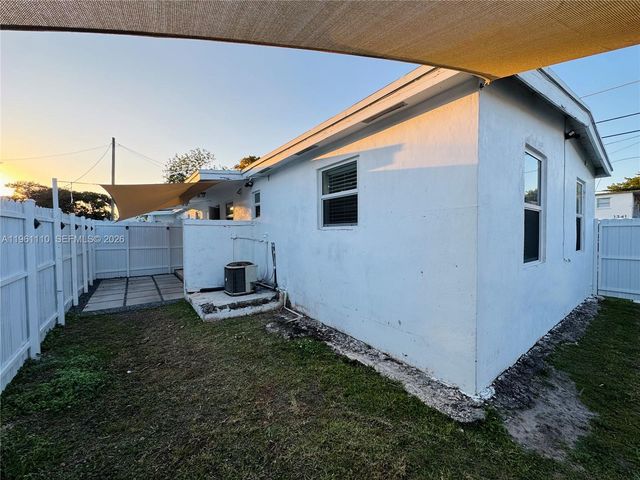 1340 NW 60th St 1340, Miami, FL 33142