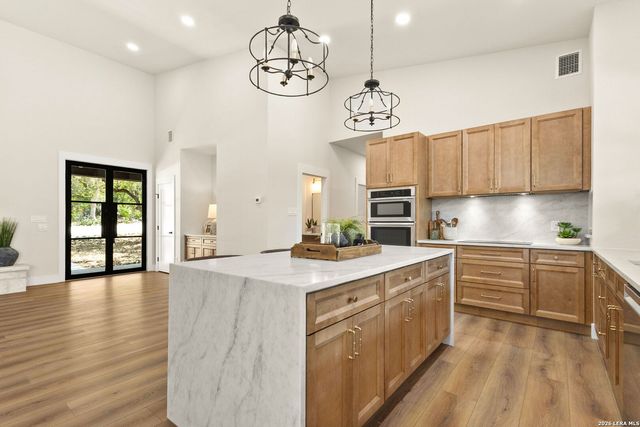 1129 Estate Drive, New Braunfels, TX 78132