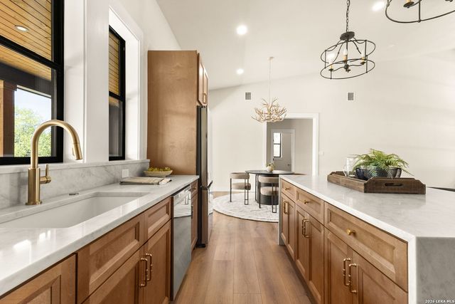 1129 Estate Drive, New Braunfels, TX 78132