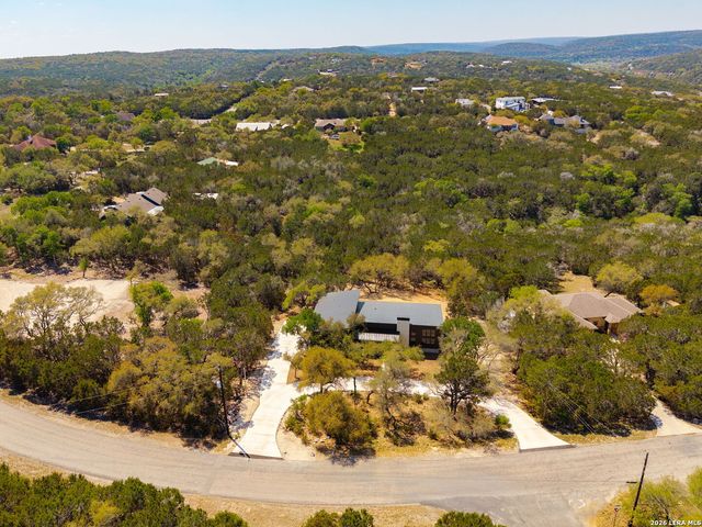 1129 Estate Drive, New Braunfels, TX 78132
