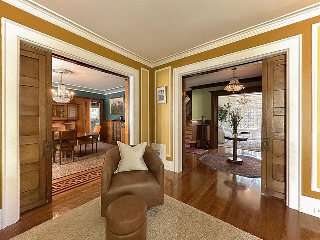226 College Avenue, Grand Rapids, MI 49503