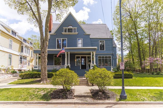 226 College Avenue, Grand Rapids, MI 49503
