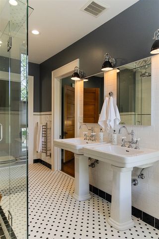 226 College Avenue, Grand Rapids, MI 49503