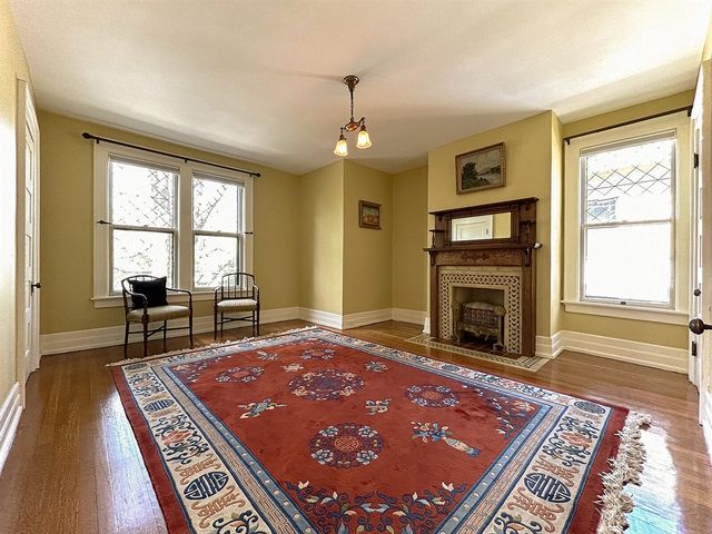 226 College Avenue, Grand Rapids, MI 49503