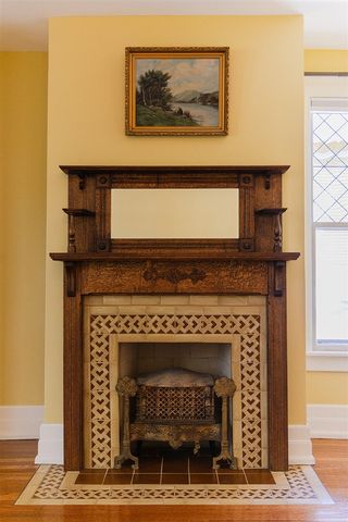 226 College Avenue, Grand Rapids, MI 49503