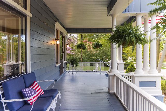 226 College Avenue, Grand Rapids, MI 49503