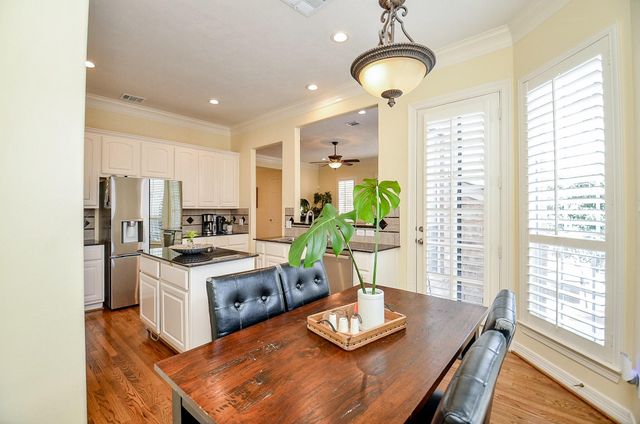 2831 Briarhurst Park, Houston, TX 77057