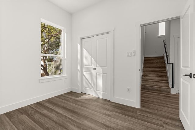 2707 Dennis Street, Houston, TX 77004