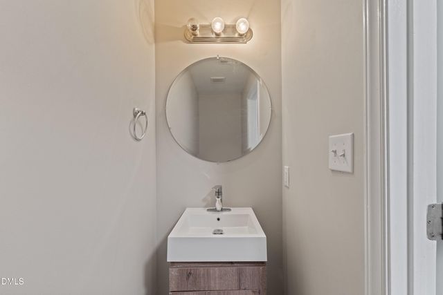 106 Gatwick Court, Clayton, NC 27520