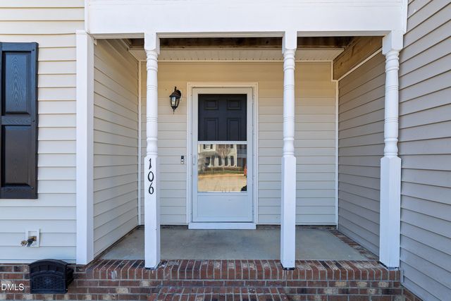 106 Gatwick Court, Clayton, NC 27520