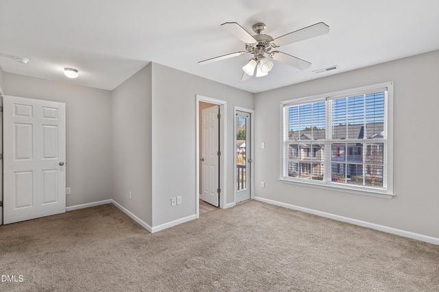 106 Gatwick Court, Clayton, NC 27520