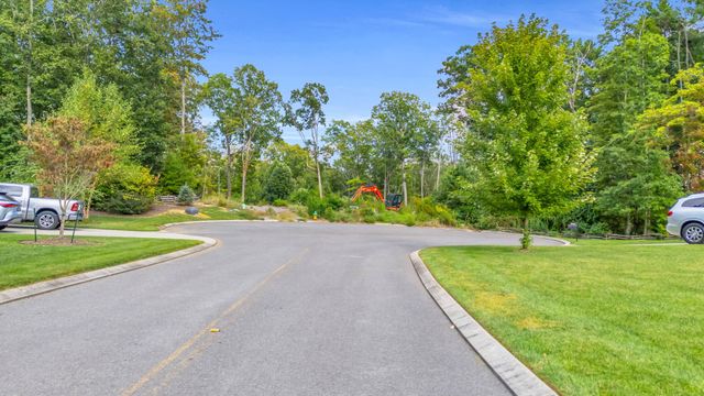 5025 Dandelion Trail, Signal Mountain, TN 37377