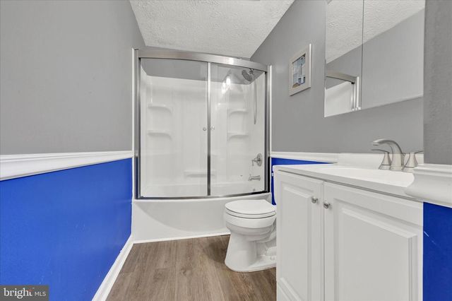 39 RADER CT, Baltimore, MD 21234
