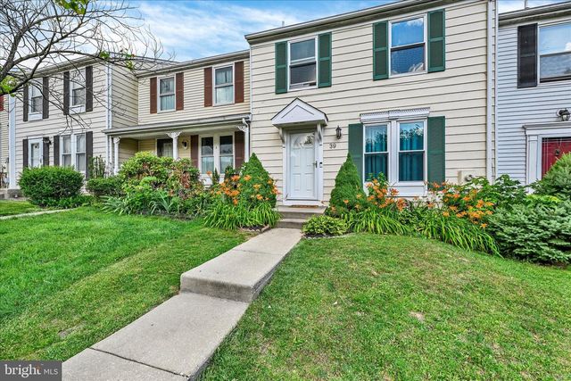 39 RADER CT, Baltimore, MD 21234