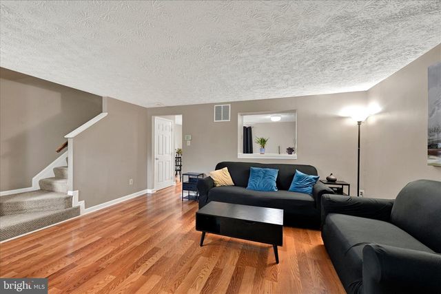 39 RADER CT, Baltimore, MD 21234