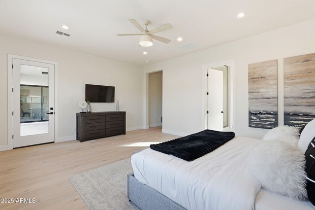 9864 W BLACK HILL Road, Peoria, AZ 85383