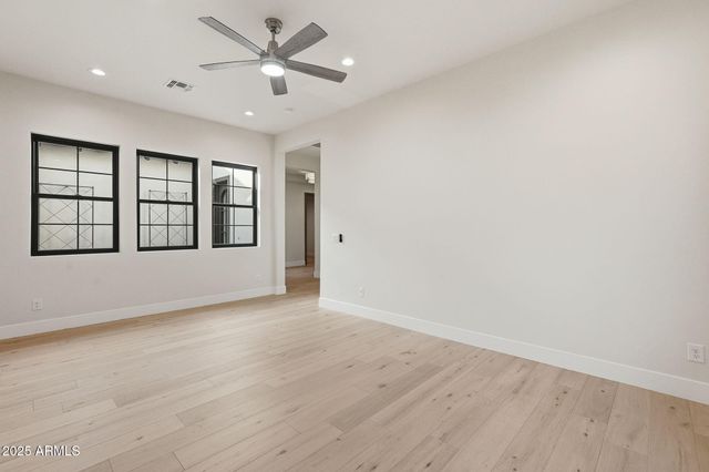 9864 W BLACK HILL Road, Peoria, AZ 85383