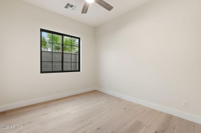 9864 W BLACK HILL Road, Peoria, AZ 85383