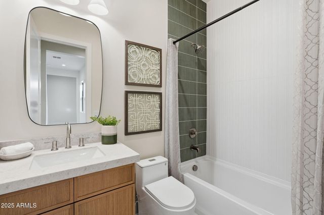 9864 W BLACK HILL Road, Peoria, AZ 85383