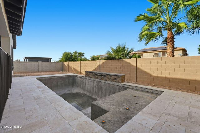 9864 W BLACK HILL Road, Peoria, AZ 85383