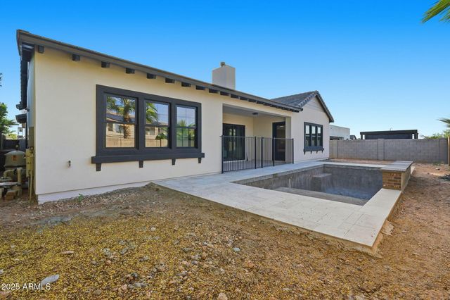 9864 W BLACK HILL Road, Peoria, AZ 85383