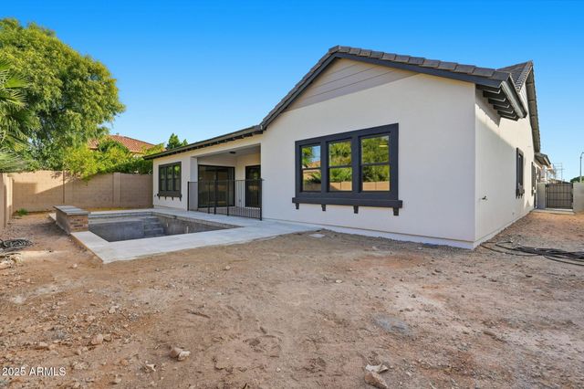 9864 W BLACK HILL Road, Peoria, AZ 85383