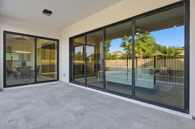 9864 W BLACK HILL Road, Peoria, AZ 85383