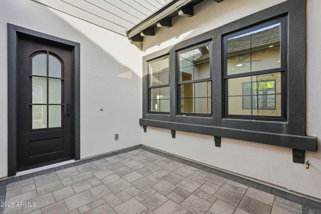 9864 W BLACK HILL Road, Peoria, AZ 85383