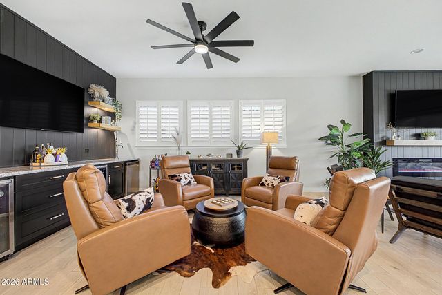 21251 W HILLCREST Boulevard, Buckeye, AZ 85396