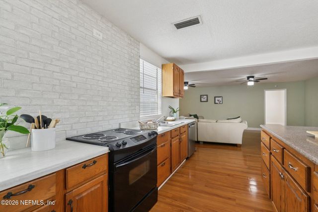 213 JACKSON Avenue N 1, Jacksonville, FL 32220