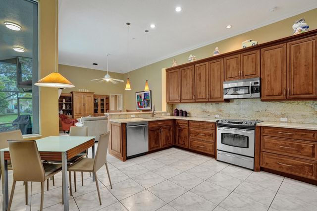 4850 NW 95TH Drive, Coral Springs, FL 33076