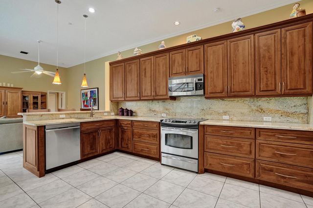 4850 NW 95TH Drive, Coral Springs, FL 33076