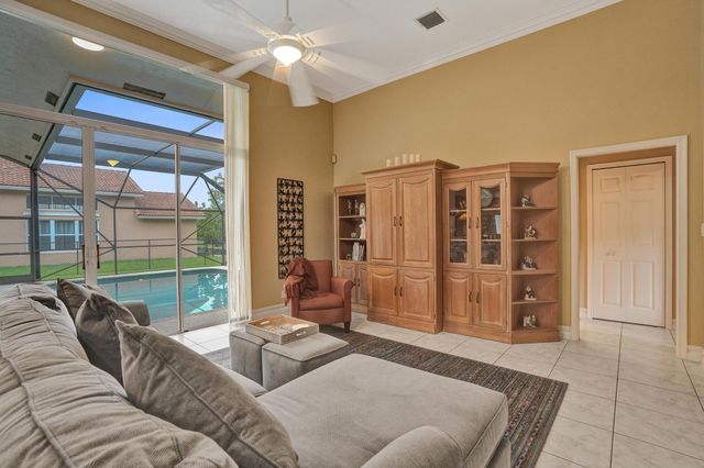 4850 NW 95TH Drive, Coral Springs, FL 33076