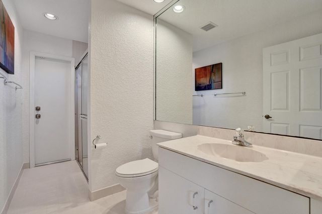 4850 NW 95TH Drive, Coral Springs, FL 33076