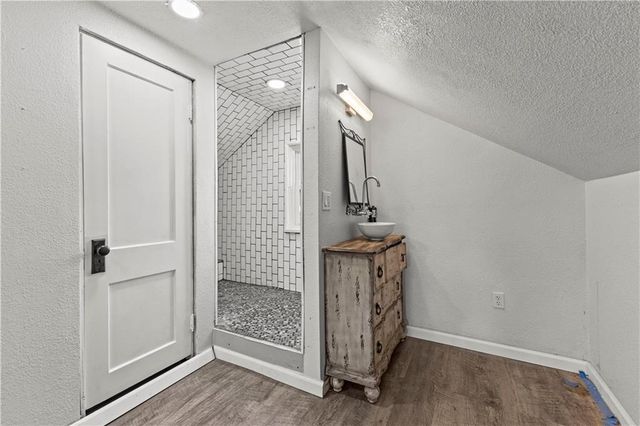 1340 Spruce Street, Leavenworth, KS 66048